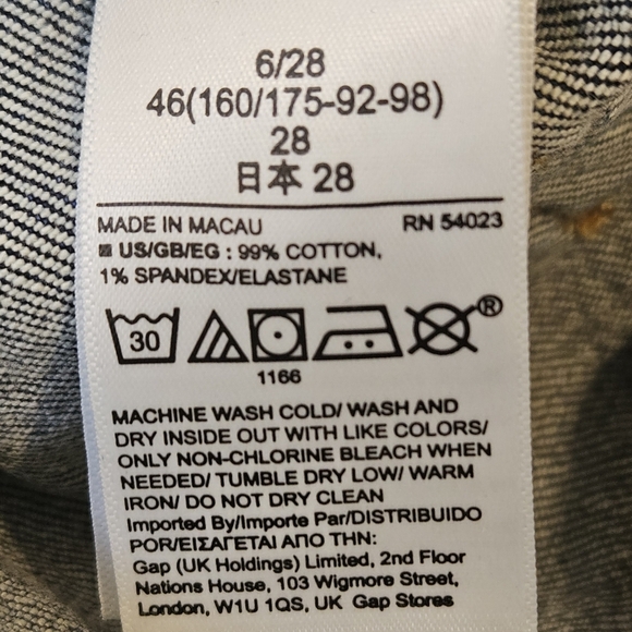 79 GAP DISTRESSED CHEEKY STRAIGHT HIGH RISE JEANS WOMEN'S SIZE 28 | 6 - Picture 4 of 4